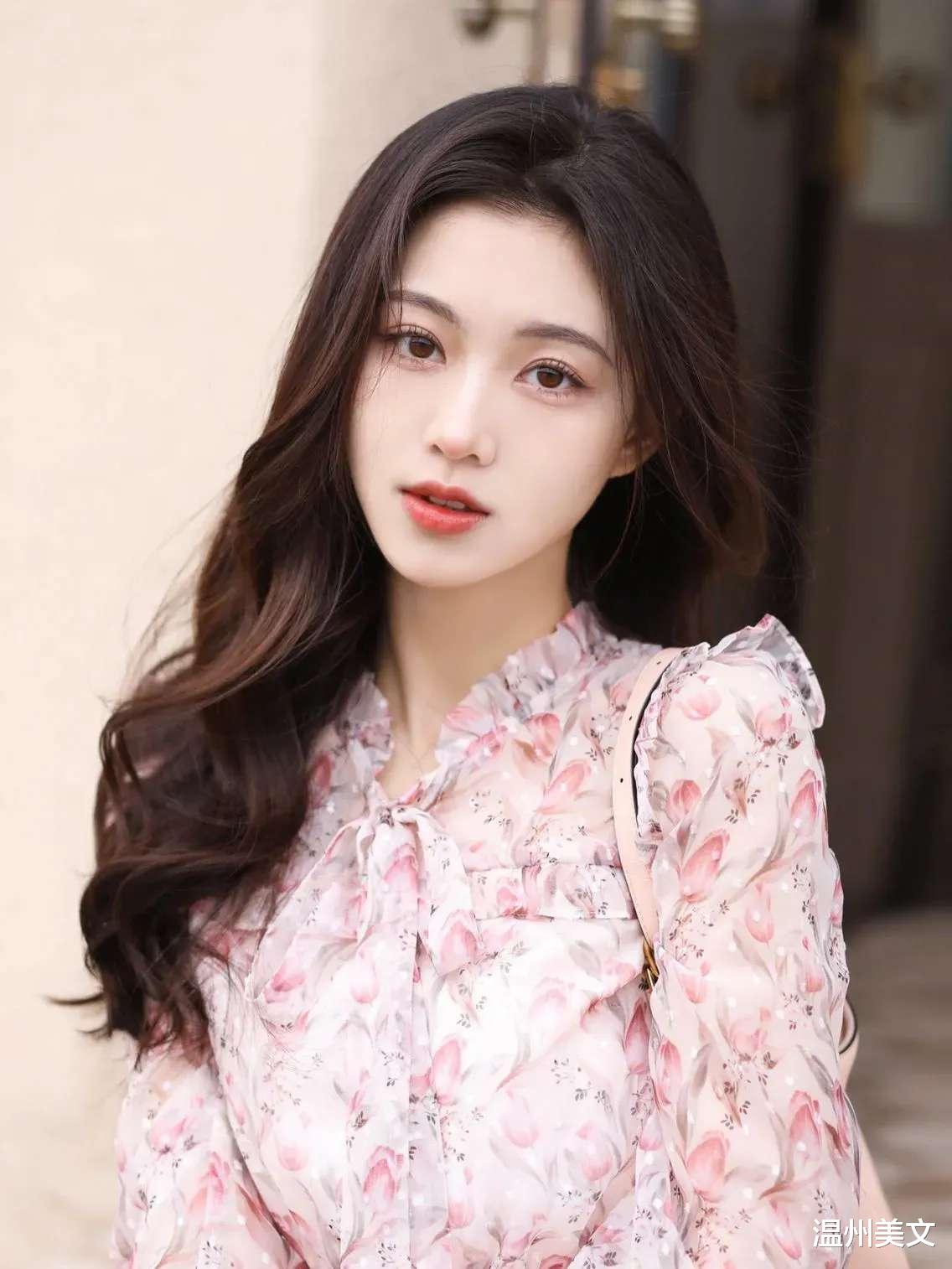 时空访客|在秋天的时光隧道里荡漾