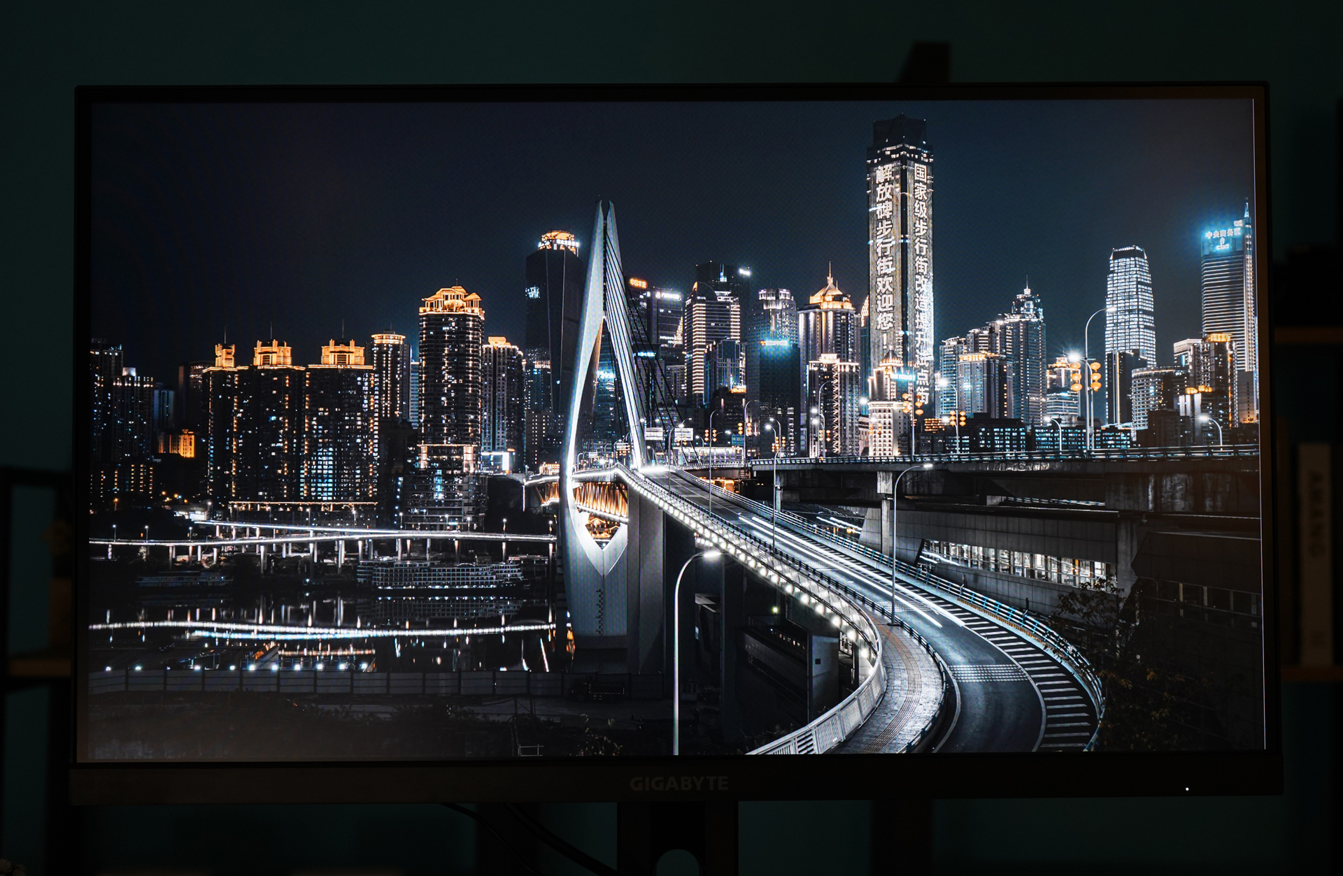 显示器|技嘉M27Q电竞显示器评测:PC游戏+手游,一“屏”打尽!