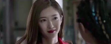 抖音|娱乐圈的10位演员:黄磊演戏被嘲像厨子,赵雅芝摇头晃脑