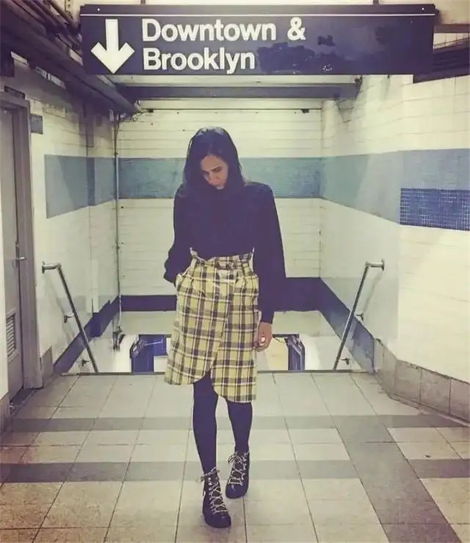 抖森|抖森：英伦41岁性感男神订婚，神秘未婚妻不止是演员