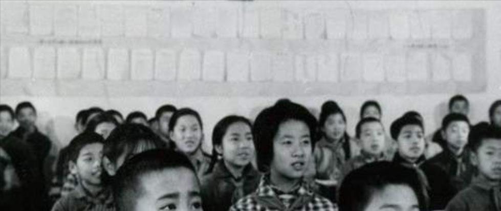 |49年前,那个轰动一时的“反潮流小英雄”黄帅,后来怎么样了?