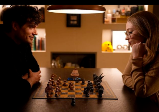 亨利·卡维尔|职场失意情场得意！他十年龙套才翻红，夜总会大亨千金还非他不嫁