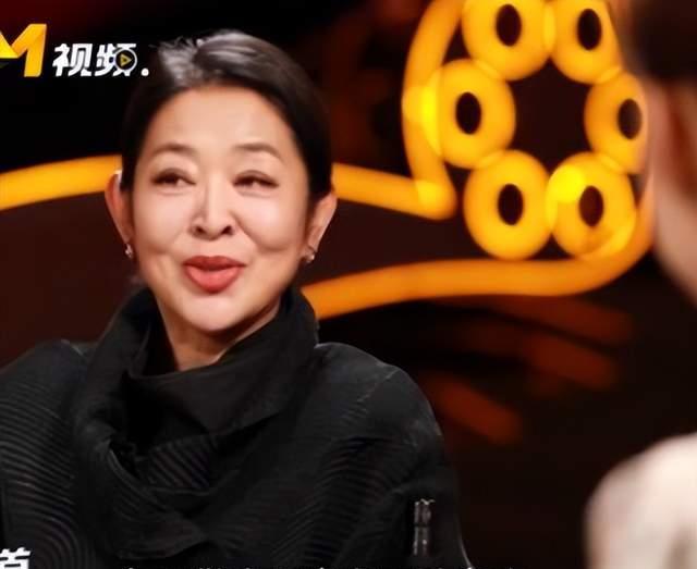 袁泉|袁泉用她的态度告诉世人，不争不抢，我也是赢家