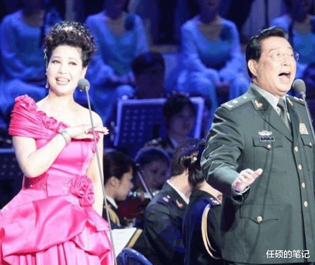 黄梓琪|“老牛吃嫩草”的5位男星，第2位要养三个家庭，第5位比岳母大9岁