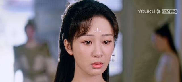 姐姐|沉香如屑：莹灯从哪里得来菡萏根下毒自伤？答案就藏在一个细节里