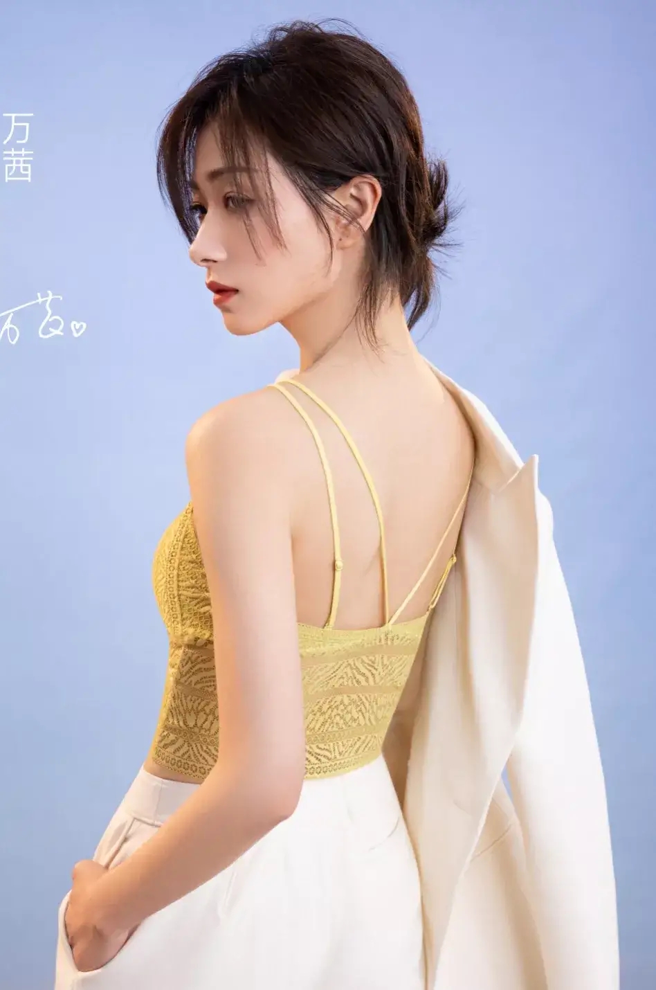 万茜|万茜王菲代言内衣 一个干净一个英气 李小冉林志玲的性感在她们面前像庸脂俗粉