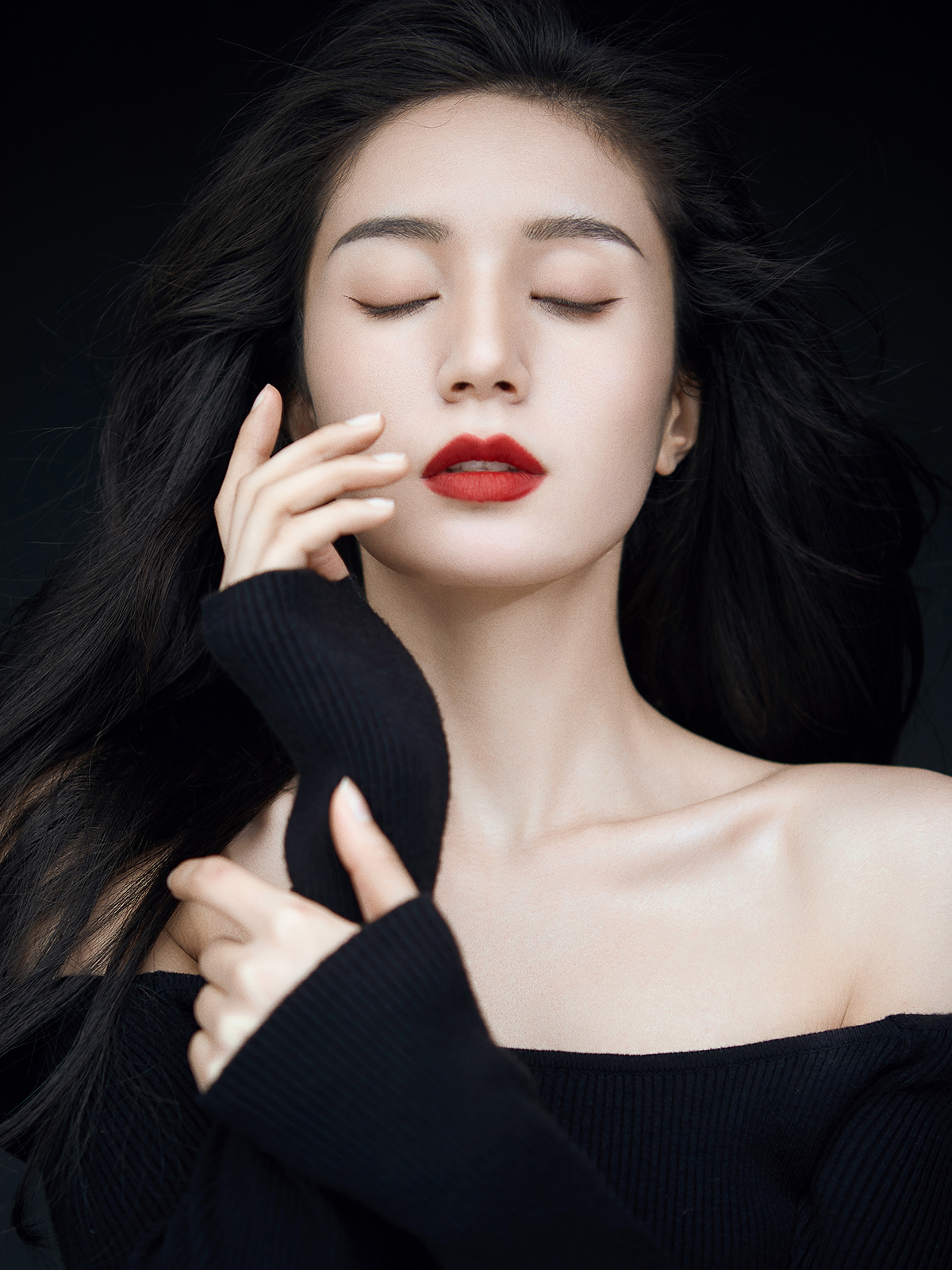 |不想在职场中被打到丢盔弃甲，一定要拥有一组这样的肖像照