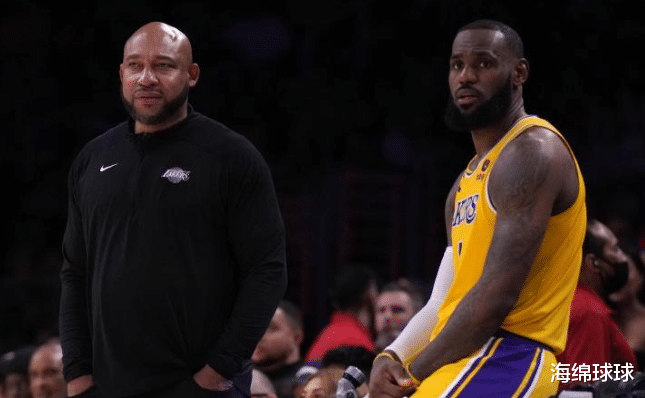 湖人官宣詹姆斯!戴维斯伤病出炉,珍妮否决交易,该担心的是汉姆