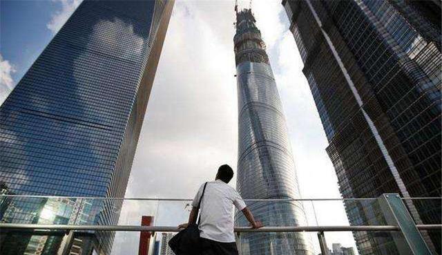 洛阳|资金充裕时,提前还完房贷,是好事还是坏事?银行员工说了实话