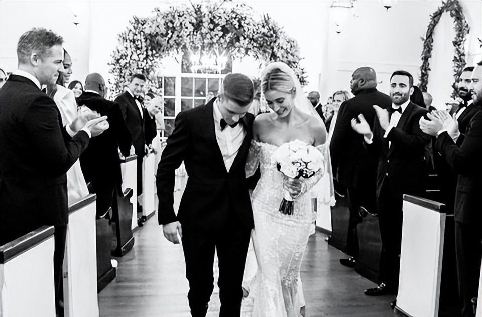 贾斯汀·比伯|海莉嫁给比伯前也是位女海王！旧爱从歌手到球星，各个有才有貌