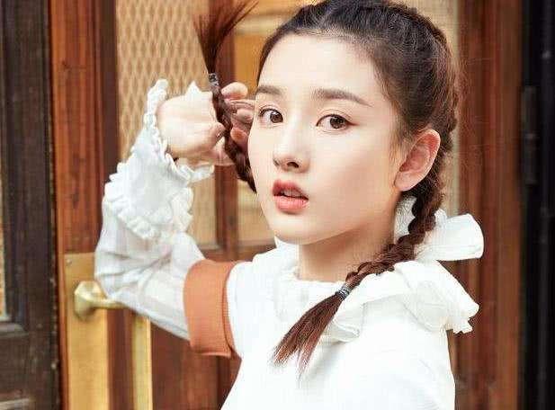 宋祖儿|未成年就和富二代同居？爆红后与表姐舒畅翻脸！宋祖儿到底多会玩