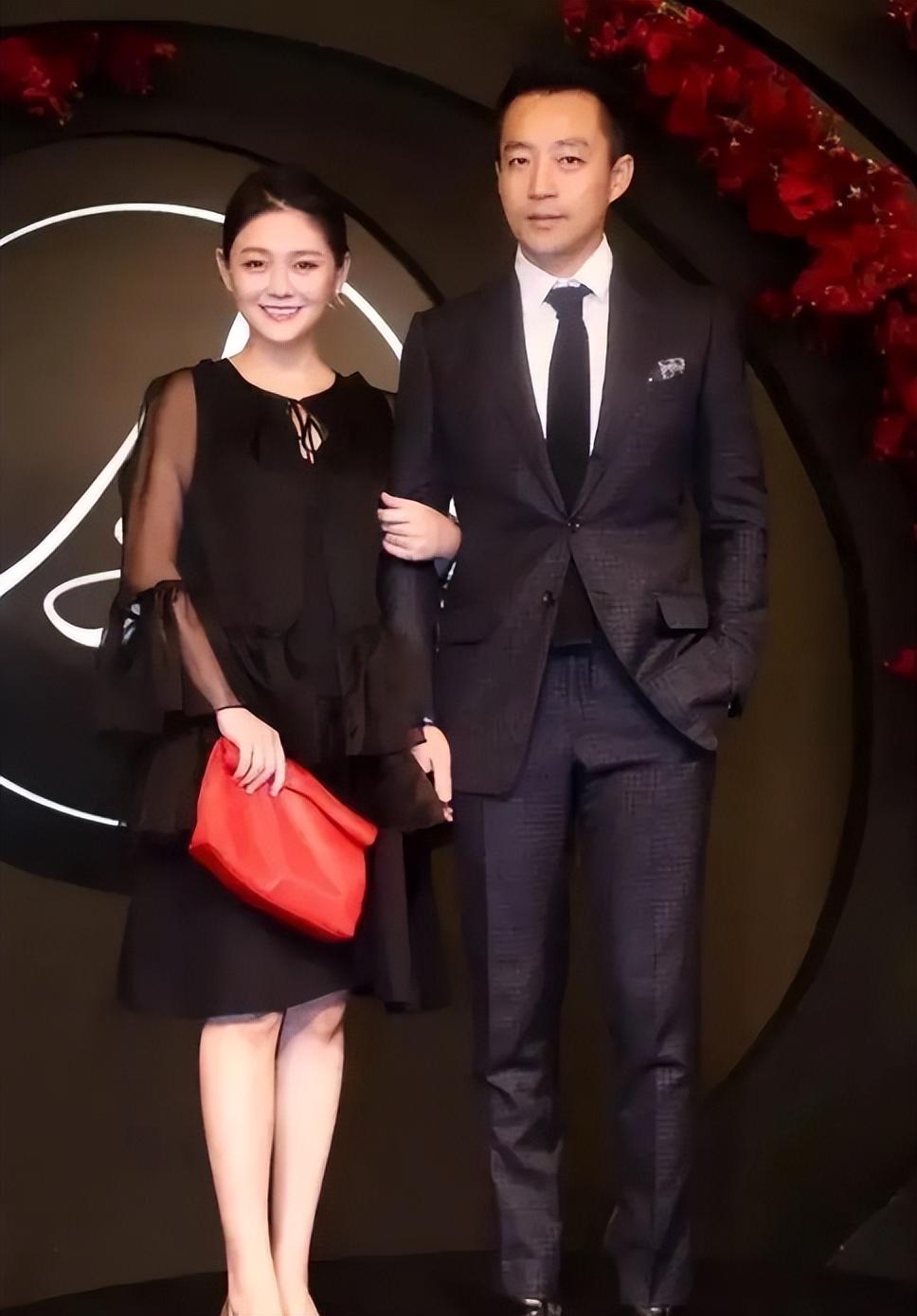 汪小菲|一年4000万消费，如果汪小菲不再支付，具俊晔能养得起大S吗？