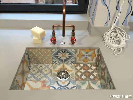 砖砌水池内侧,试用瓷砖铺贴,别看样子丑,实用性却超乎你想象