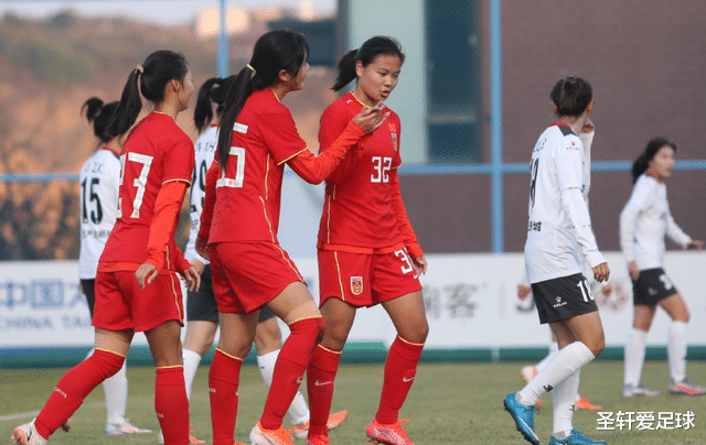 女足世界杯|0-4！中国女足U17首秀惨败，低级失误+自摆乌龙，世界杯出线难了