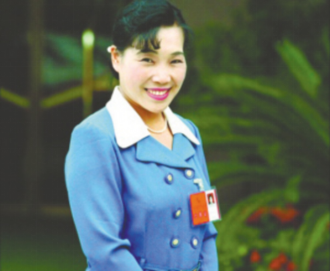 何勇|因调侃劳模被封杀，患精神病当街捅人，昔日摇滚巨星成囚犯