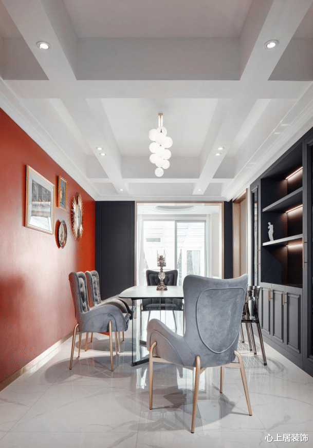 深红咏叹调,翡翠湖畔的复古法式轻奢