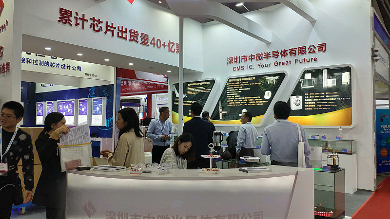 刻蚀机|为什么美国只在光刻机上找麻烦，却不限制芯片刻蚀机？