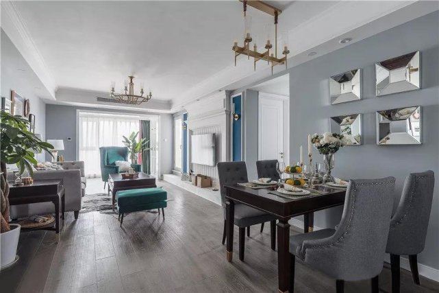 110平灰蓝白三居室淡雅而内敛,营造平和舒缓的空间氛围