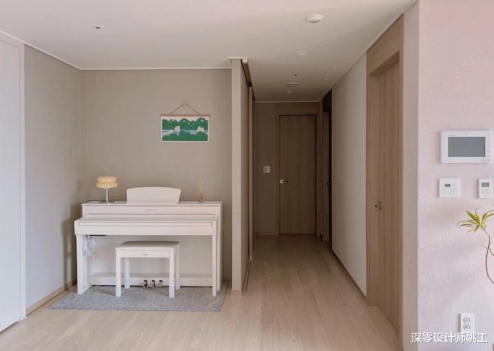 128㎡带三室两厅两卫,白+原木色调厨房,自带一股烟火气儿