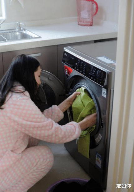 为什么风靡一时的滚筒洗衣机“跌下神坛”？不解决这些，终被淘汰