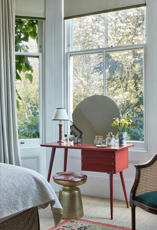 撩人的诺丁山住宅,精美装饰品,不同材质纹理下,流动的色彩盛宴