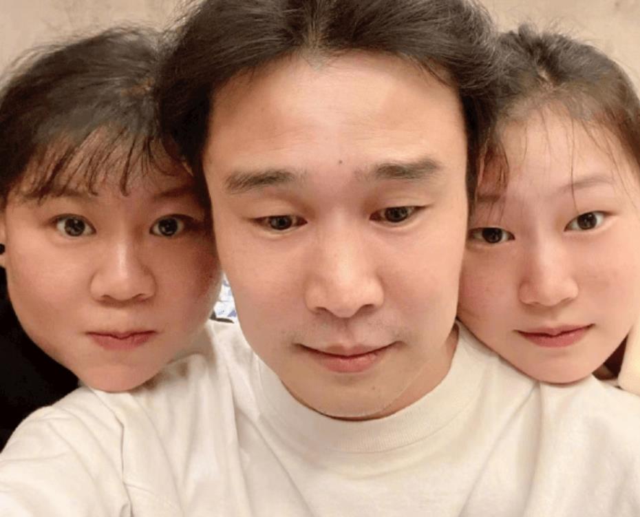 邓超|为什么不能承认?邓超的儿子、吴彦祖的女儿,长相就是很普通