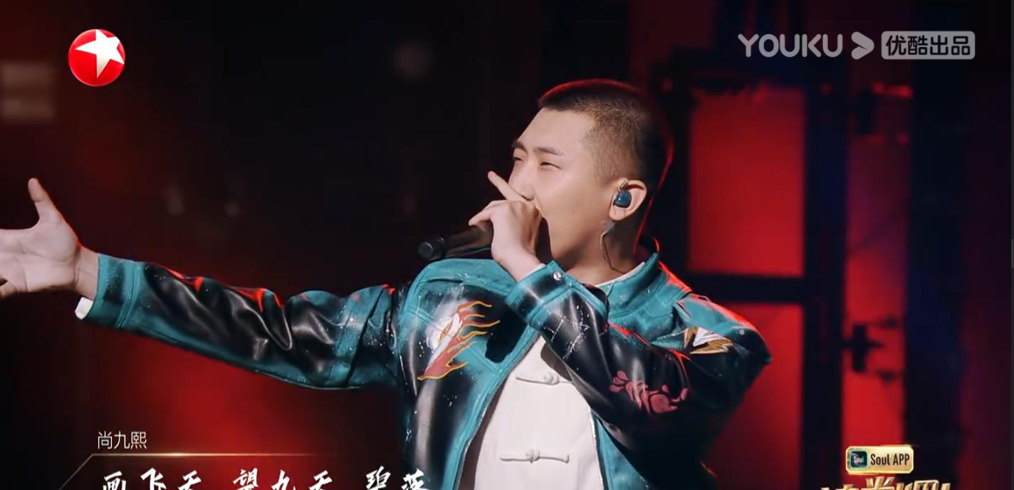 张艺兴|《追光吧》致敬传统文化,王晰挑战张艺兴代表作,飞天冲上热搜!