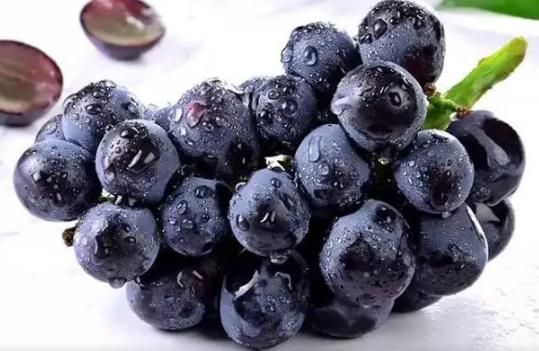 姐姐|血脂高，夏季不能吃“葡萄”吗？医生：降血脂，5种蔬菜或可常吃