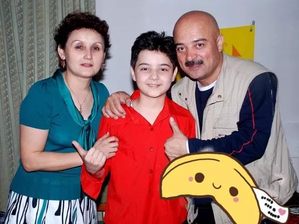 力王|《力王》肌肉男近照曝光,满头秀发不知去向,肌肉大佬越练越秃!