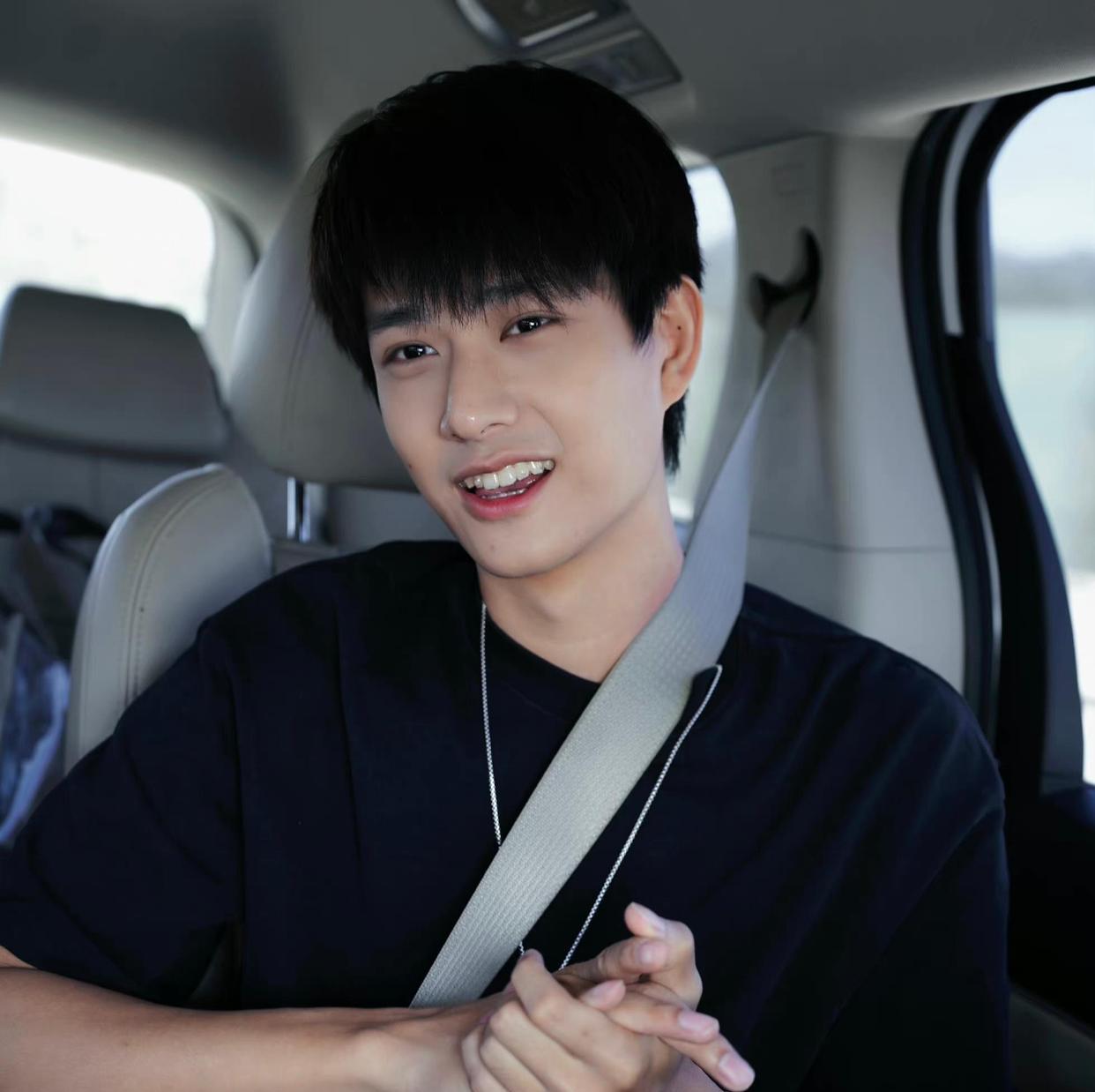 你在我的未来吗|又一恋综播出,《你在我的未来吗》颜值堪比偶像剧,徐梦桃加盟