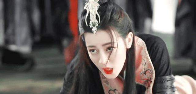 与君初相识·恰似故人归|《与君初相识》弹窗:玻璃渣里的糖好虐心