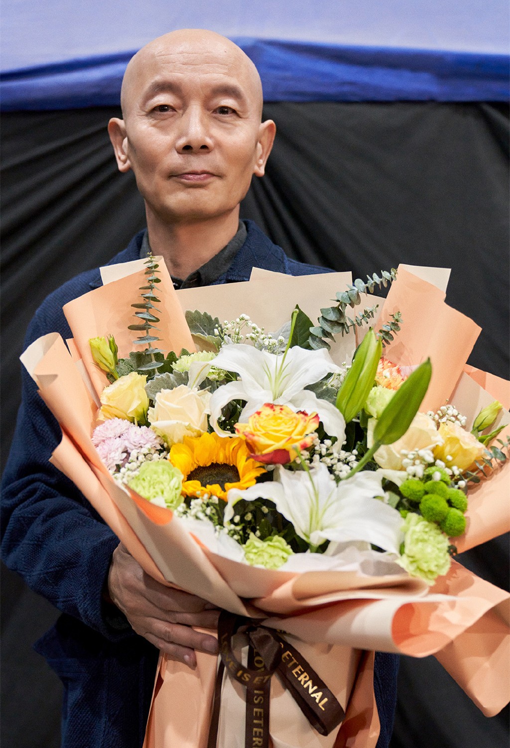 李沁|22岁王俊凯近照曝光！脸颊瘦一圈儿尖下巴明显，网友直呼认不出来