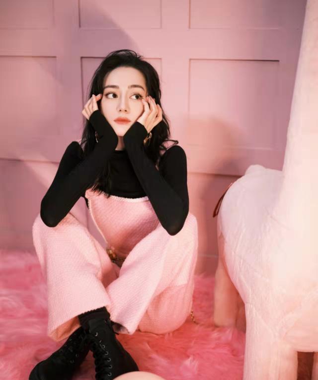 迪丽热巴|不管任嘉伦粉丝如何闹,开黑帖:《与君初相识》迪丽热巴就是一番