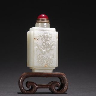 和田玉籽料|和田玉籽料蝙蝠求寿鼻烟壶