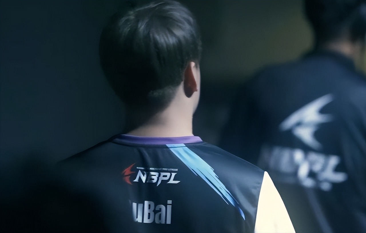 零售业|GYG、独白——这么多人打职业,为什么不可以我是第一?