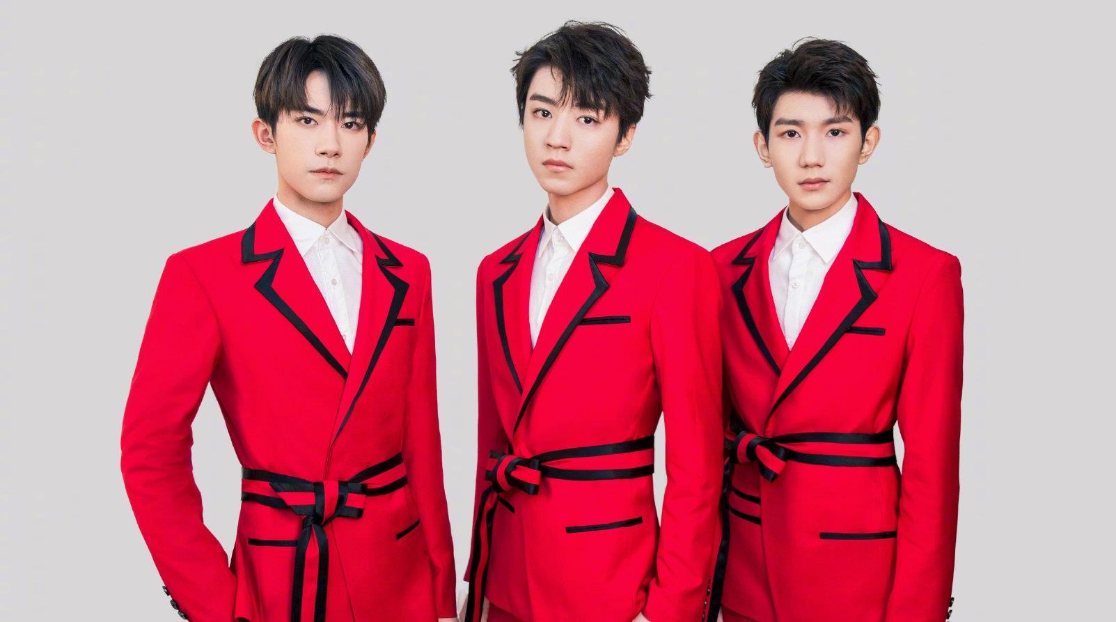 春晚|原来TFBOYS在春晚当天坐的是同一桌，央视霸霸太懂粉丝的心情了