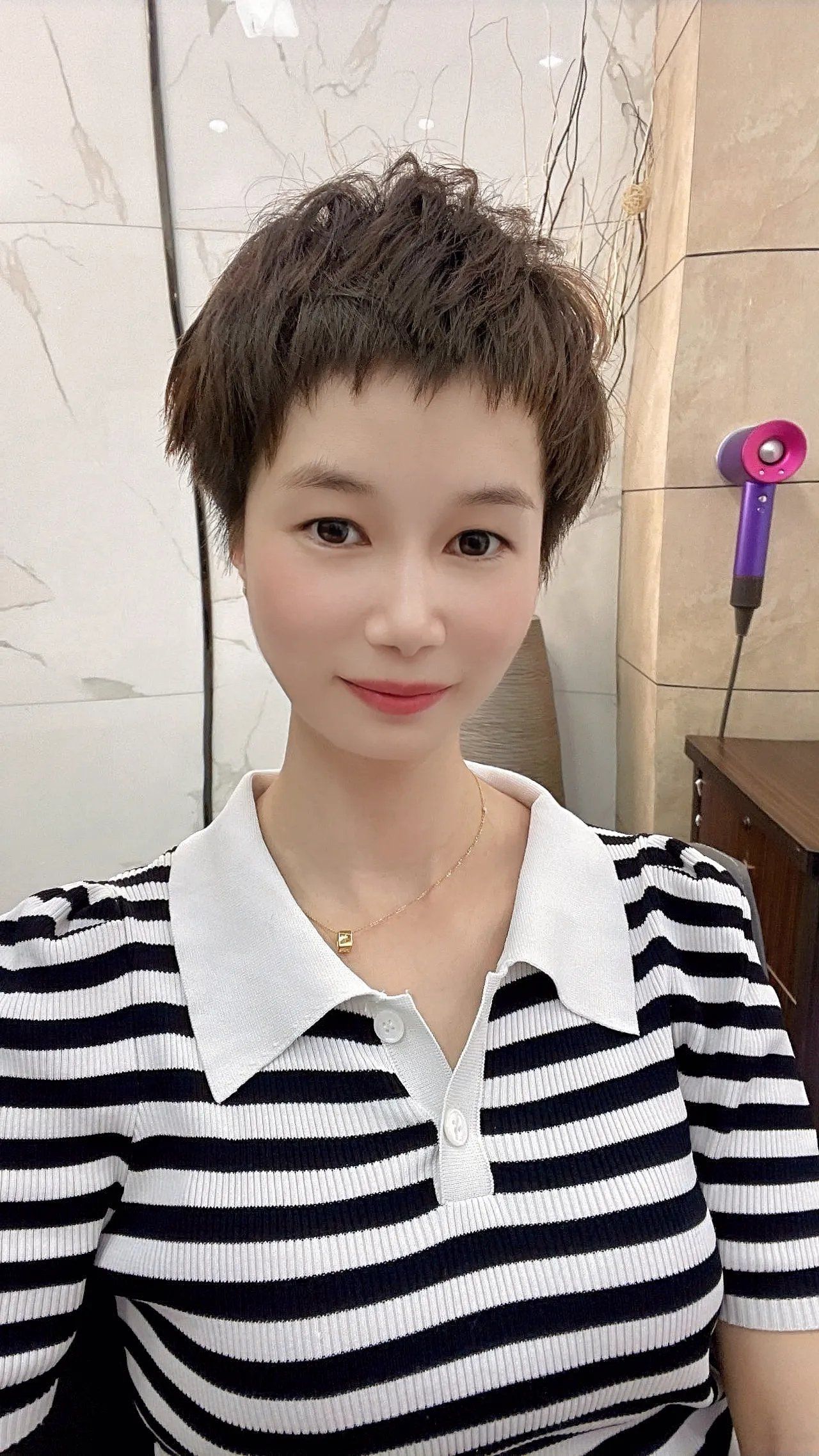 豆腐 8月女发怎么剪？不妨试试这15款，美到值得点赞