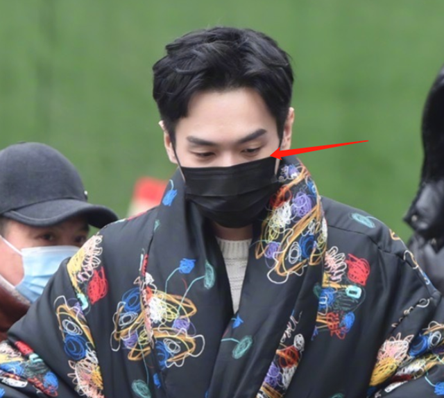 明星|春晚大联排曝光，明星现身包袱重，朱一龙全遮脸，宋祖儿没经验