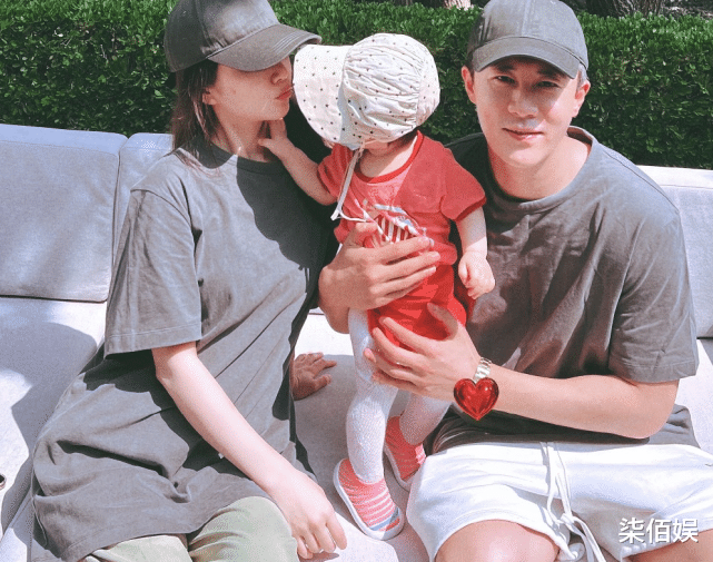 杨幂|杜淳陪妻女玩泡泡好欢乐，王灿剪短发被质疑模仿宋慧乔发声否认