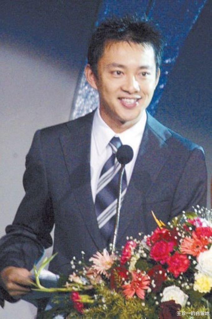 主持人|至今未婚的10位大龄男主持人，有人一生只爱一人，最大67岁，最小43岁