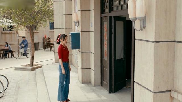 冯绍峰|热度垫底口碑崩坏，冯绍峰新剧惨败，80年代有这种发型？