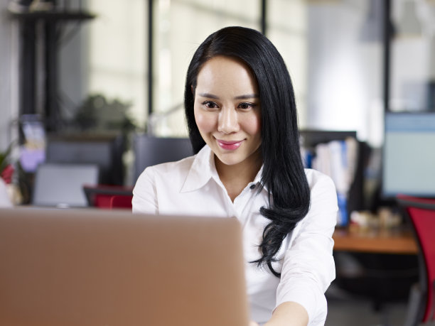 |最年轻的职场人:怎样在职场上逆袭,成功与否永远都以自己为导向