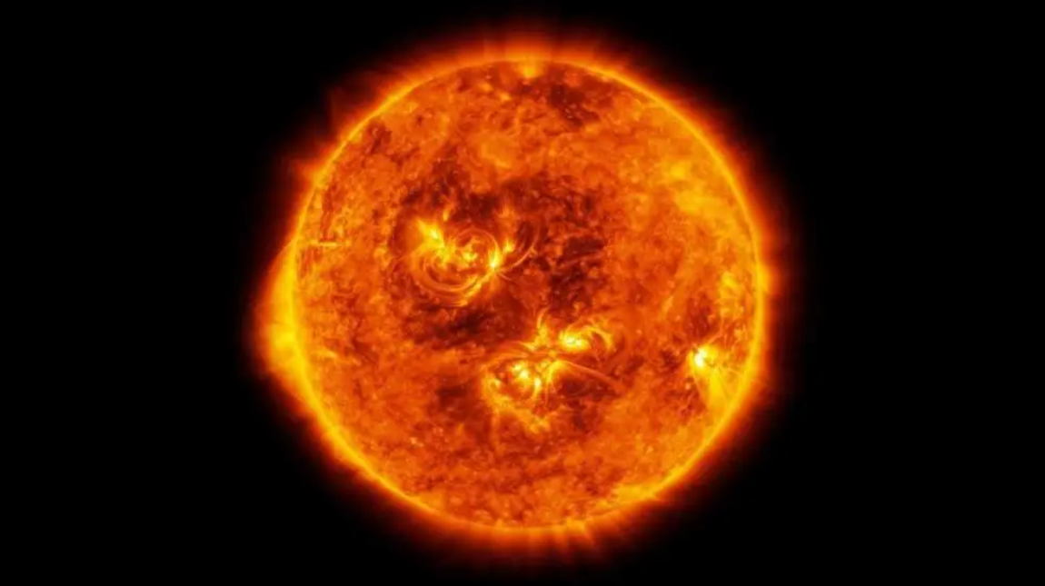 人类感知太阳熄灭要多久?8分钟还是10000年?答案或早就呼之欲出!