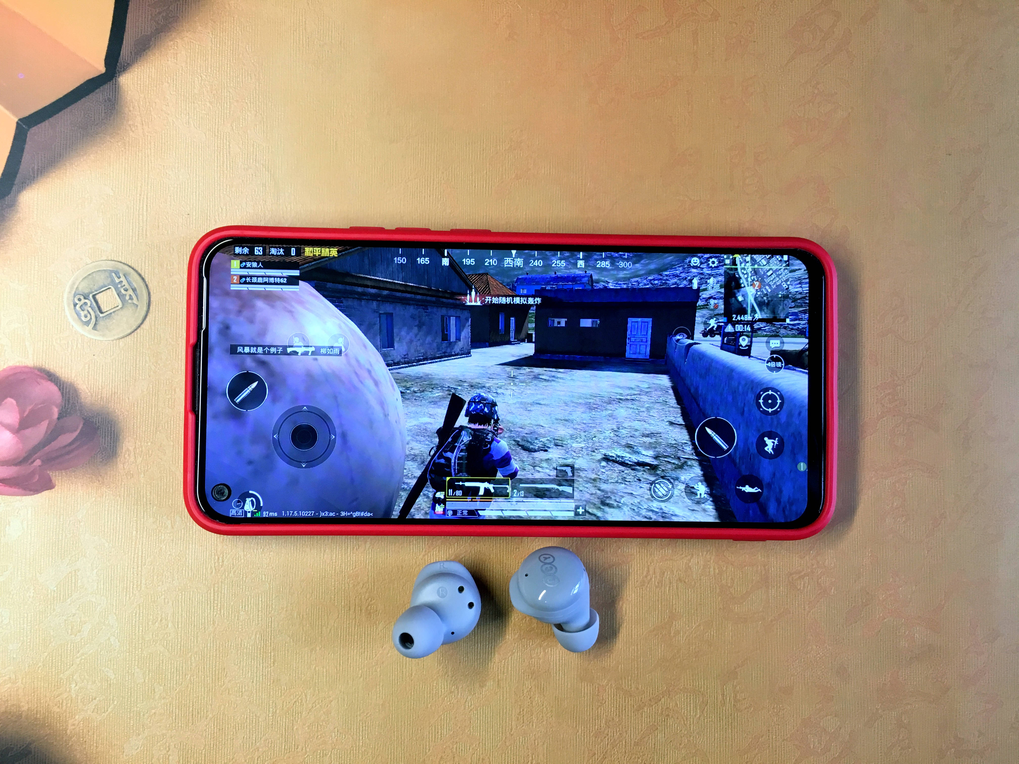 英特尔|QCY T17S新品蓝牙耳机上手评测，小巧可爱的跑车车灯外观设计