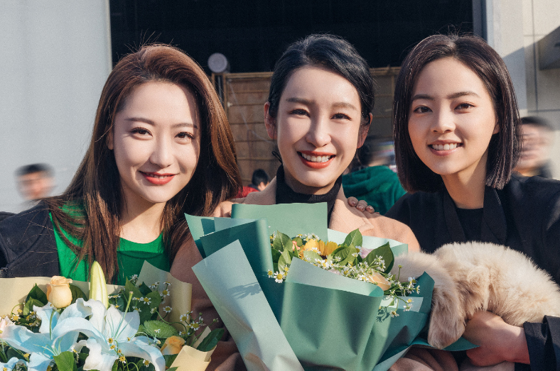 谭松韵|32集《请叫我总监》被传将播,4位实力派压轴,谭松韵抽到王炸