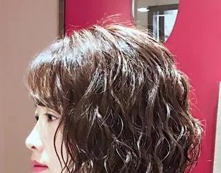 烫发 烫发记住“3要”“3不要”，才能让你时尚又减龄，温婉又气质
