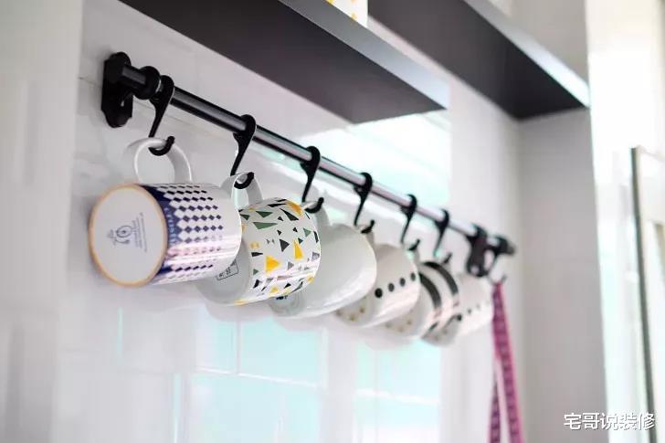 80后北漂夫妻打拼10几年,买下35㎡“老破小”,改造后,耐看极了