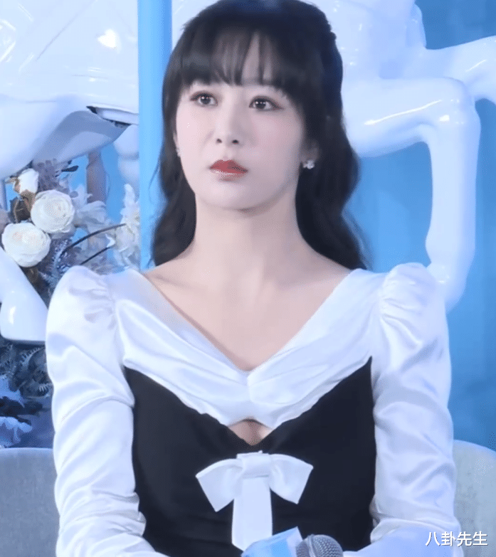 魏无羡|直播镜头下的女明星：杨紫唐嫣苹果肌瞩目，热巴娜扎跟精修图没差