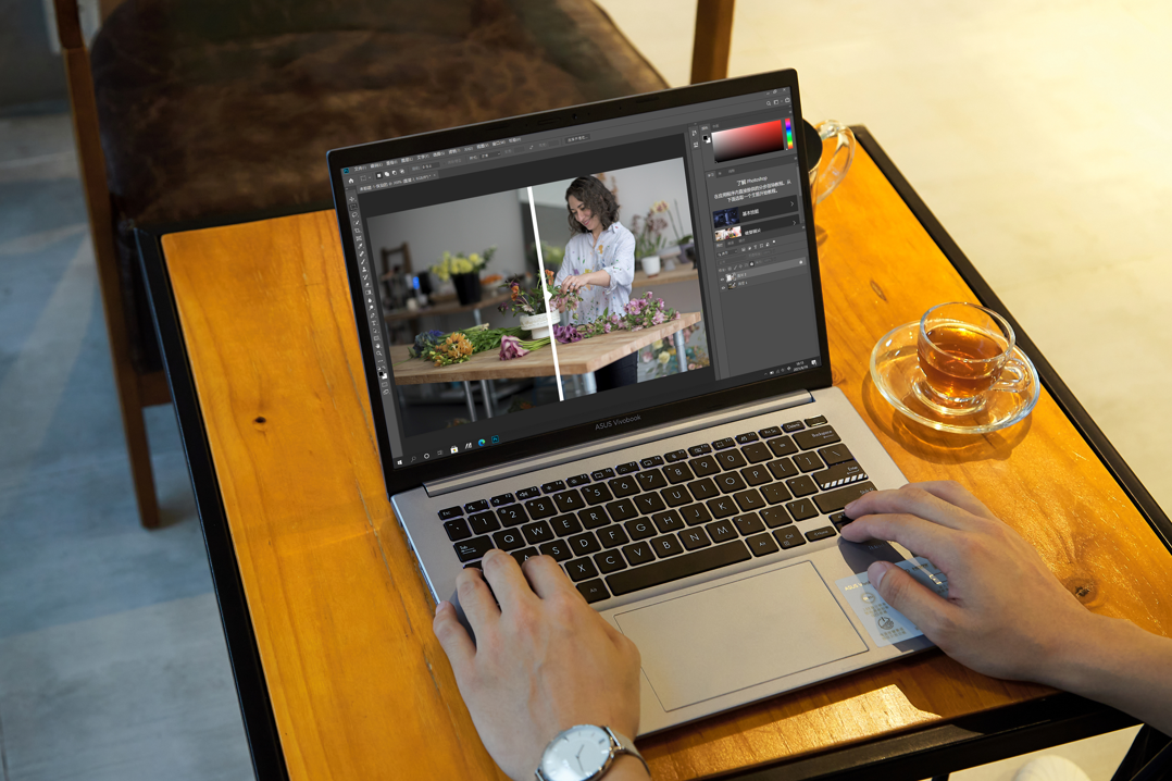 芯片|年底双12换新更超值,这款OLED轻薄本别错过,用户评价屏幕越级?