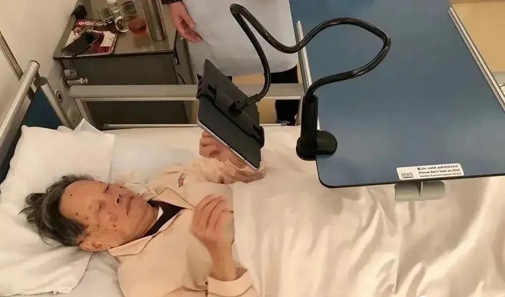 杨振宁，刚过完百岁生日，就住进了医院！他愿望能活到茶寿！